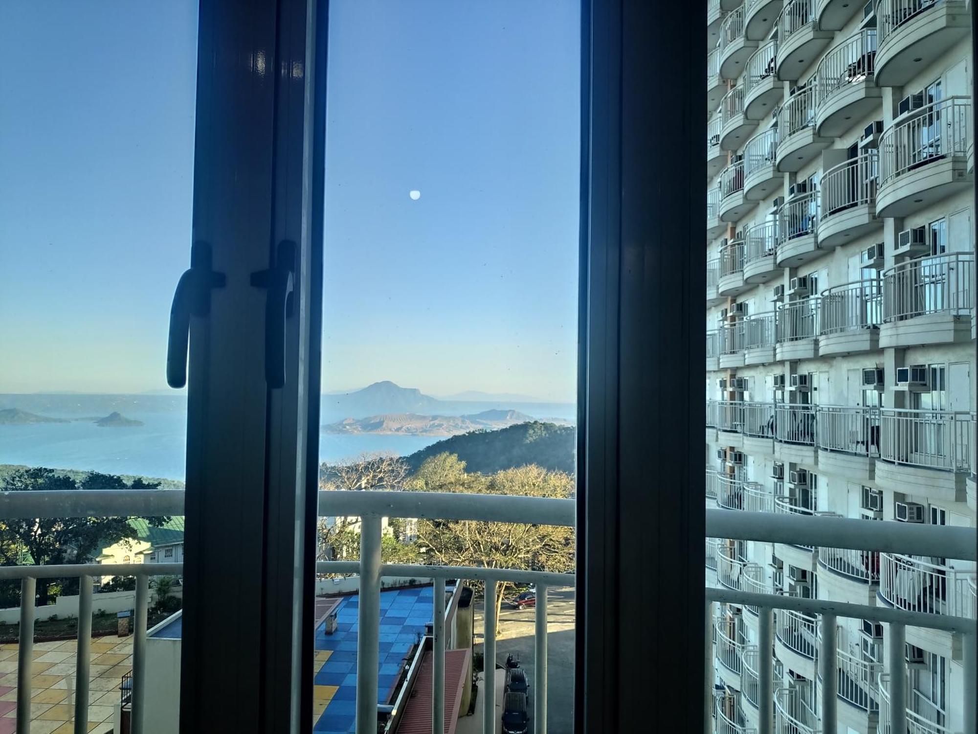 Tagaytay Staycation By Naya And Darla W Free Swimming Pool, Wifi & Netflix Tagaytay City Екстер'єр фото