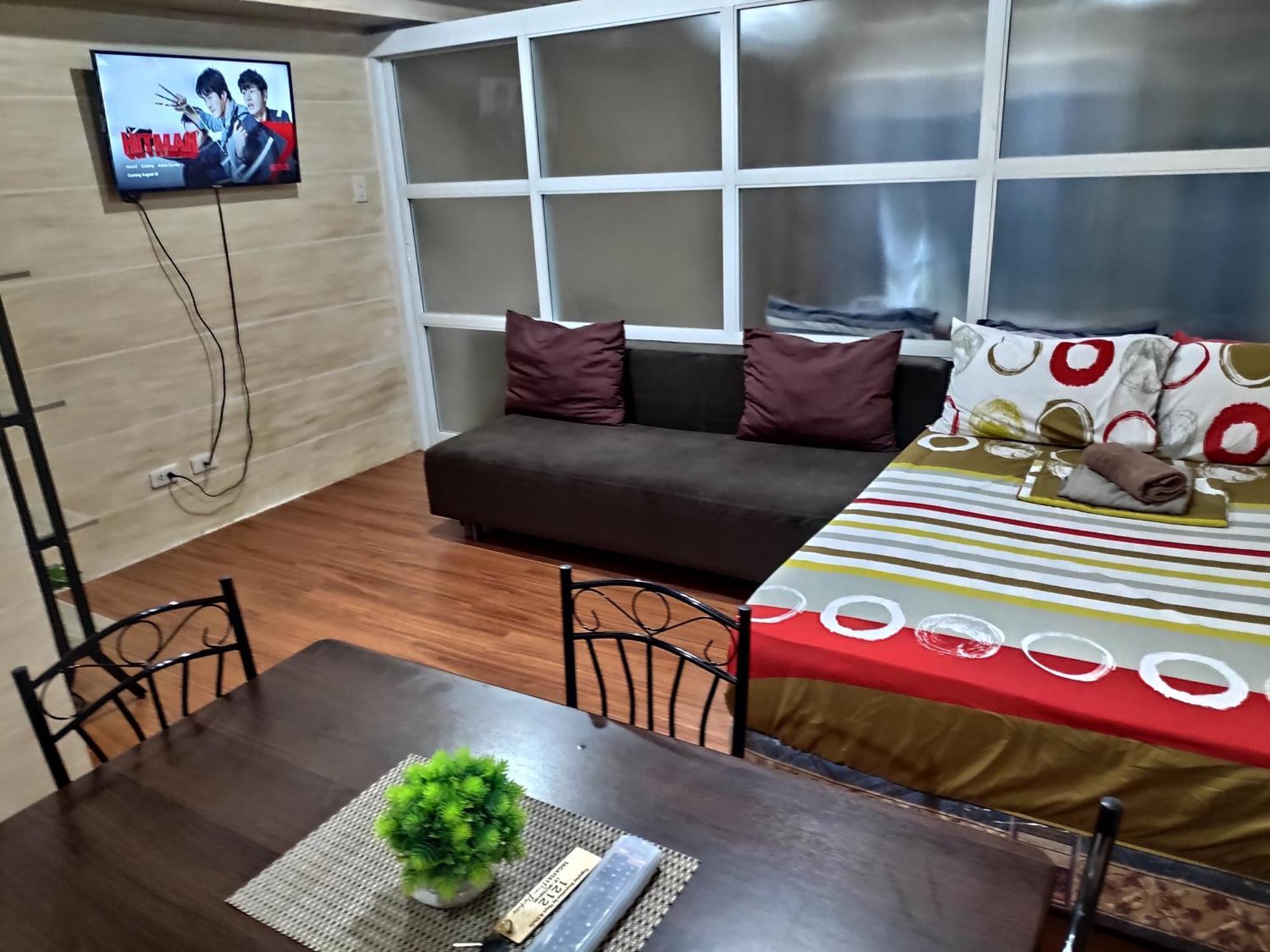 Tagaytay Staycation By Naya And Darla W Free Swimming Pool, Wifi & Netflix Tagaytay City Екстер'єр фото
