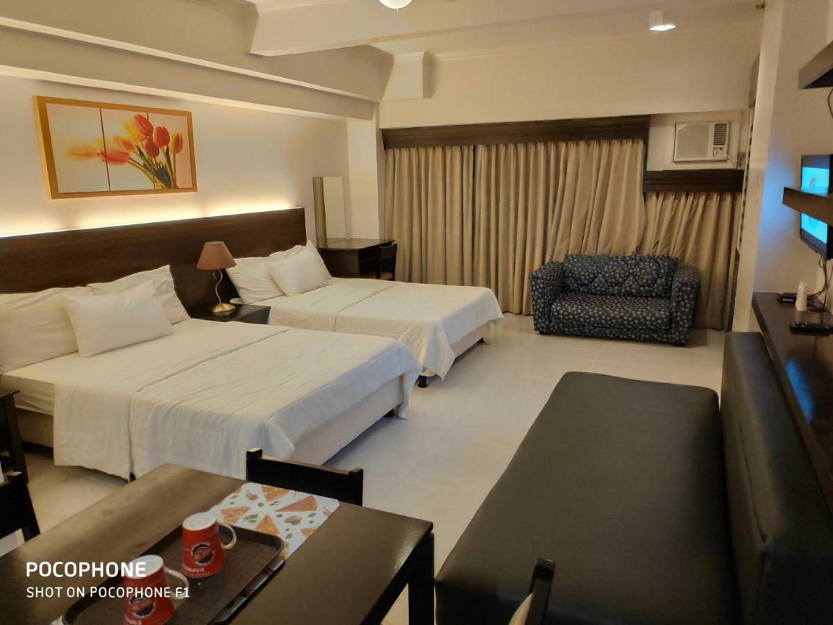 Tagaytay Staycation By Naya And Darla W Free Swimming Pool, Wifi & Netflix Tagaytay City Екстер'єр фото
